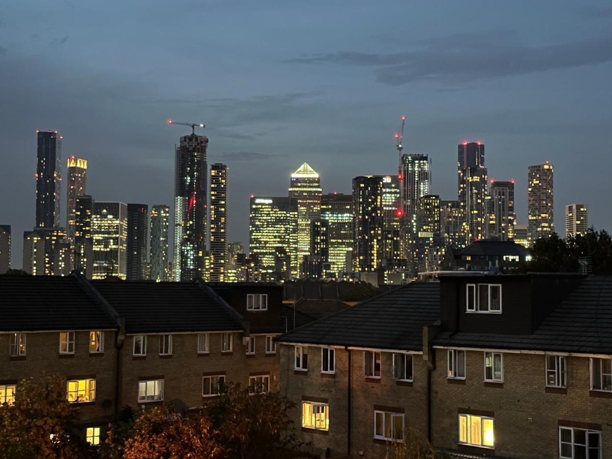 River Views From Canary Wharf Appartement Londres